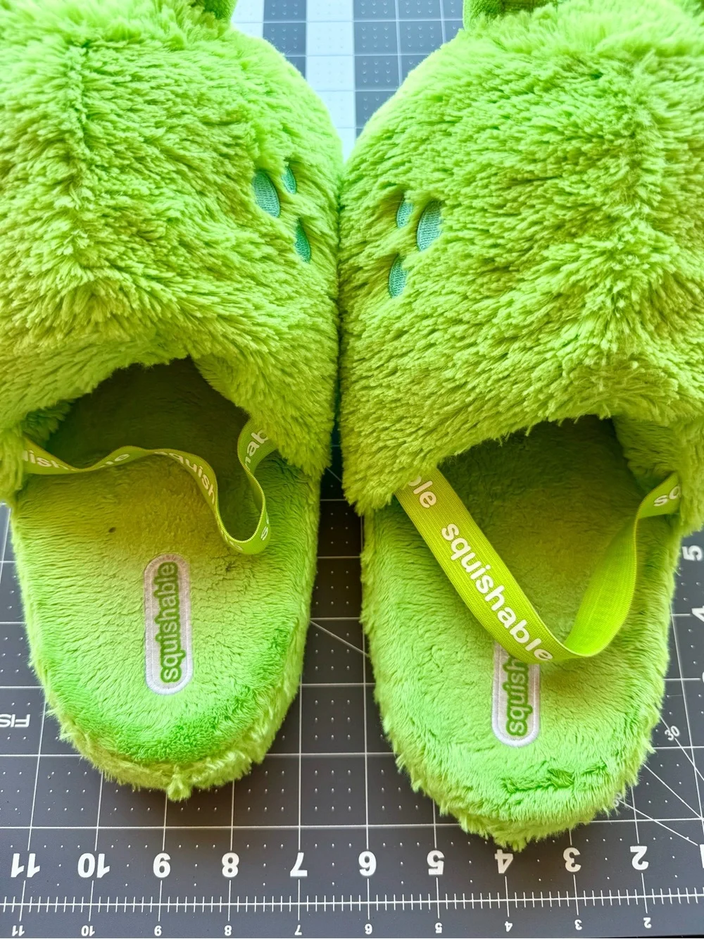 Squishable Frog Slippers * One Size Fits Most * Eye Missing Replacement